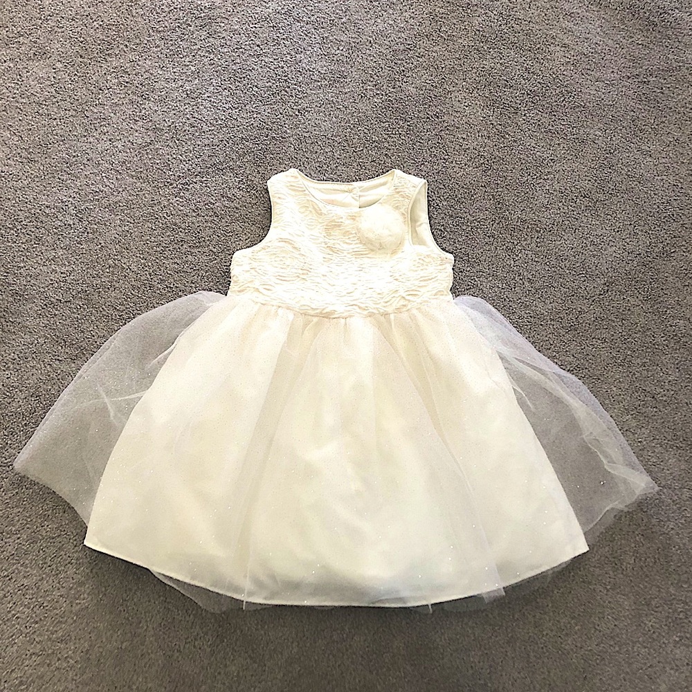 3T white/ivory dress w/ hints of rose gold sparkle